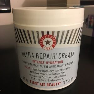 First Aid Beauty ultra repair cream